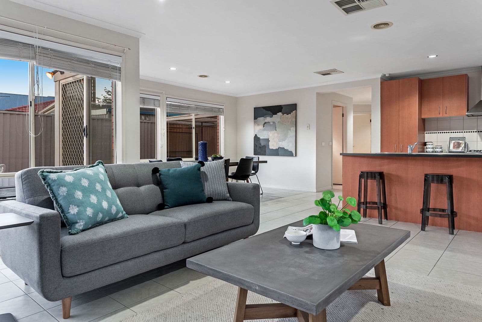 9 Creighton Way, Craigieburn VIC 3064, Craigieburn - Thumbnail 4