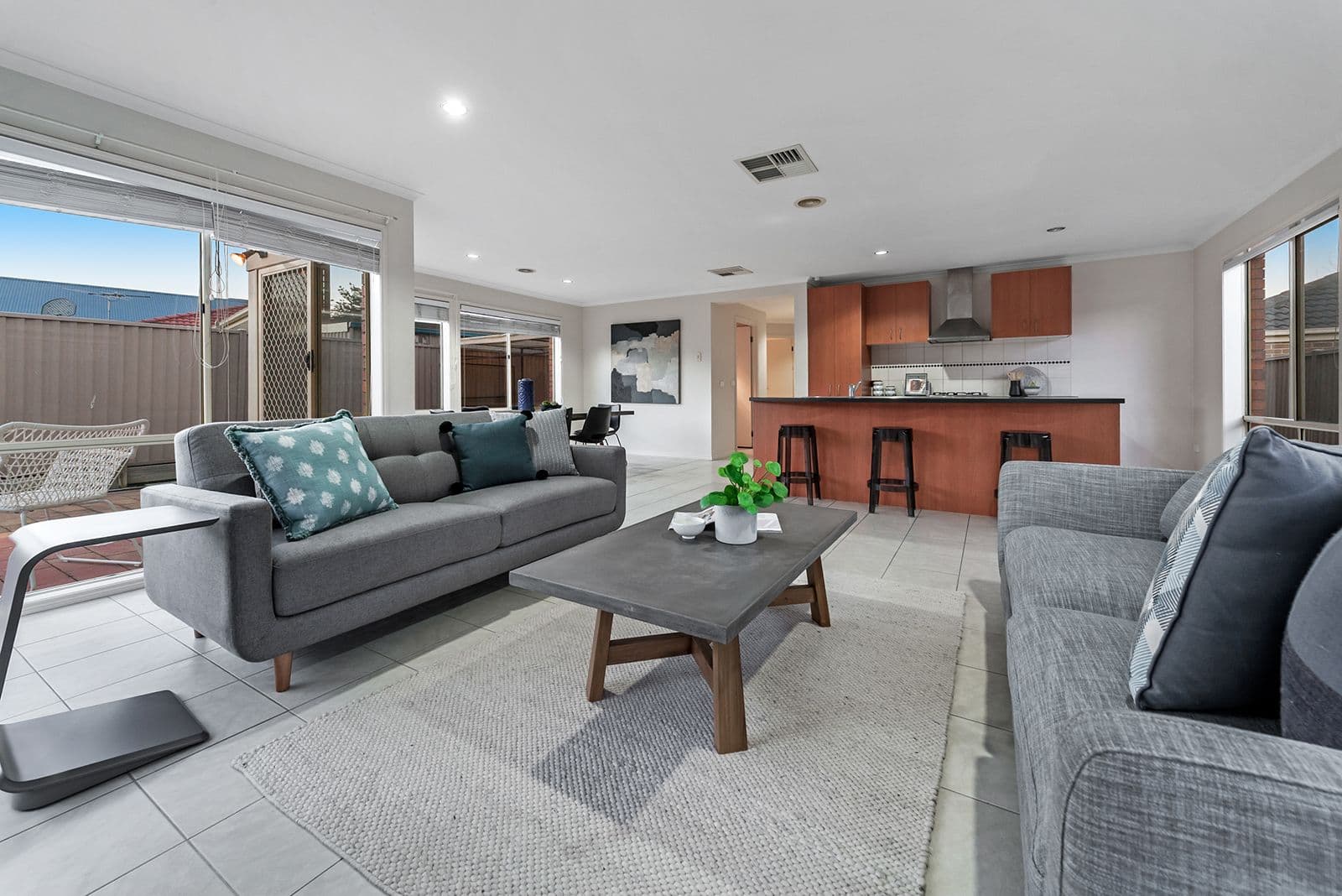 9 Creighton Way, Craigieburn VIC 3064, Craigieburn - Thumbnail 5