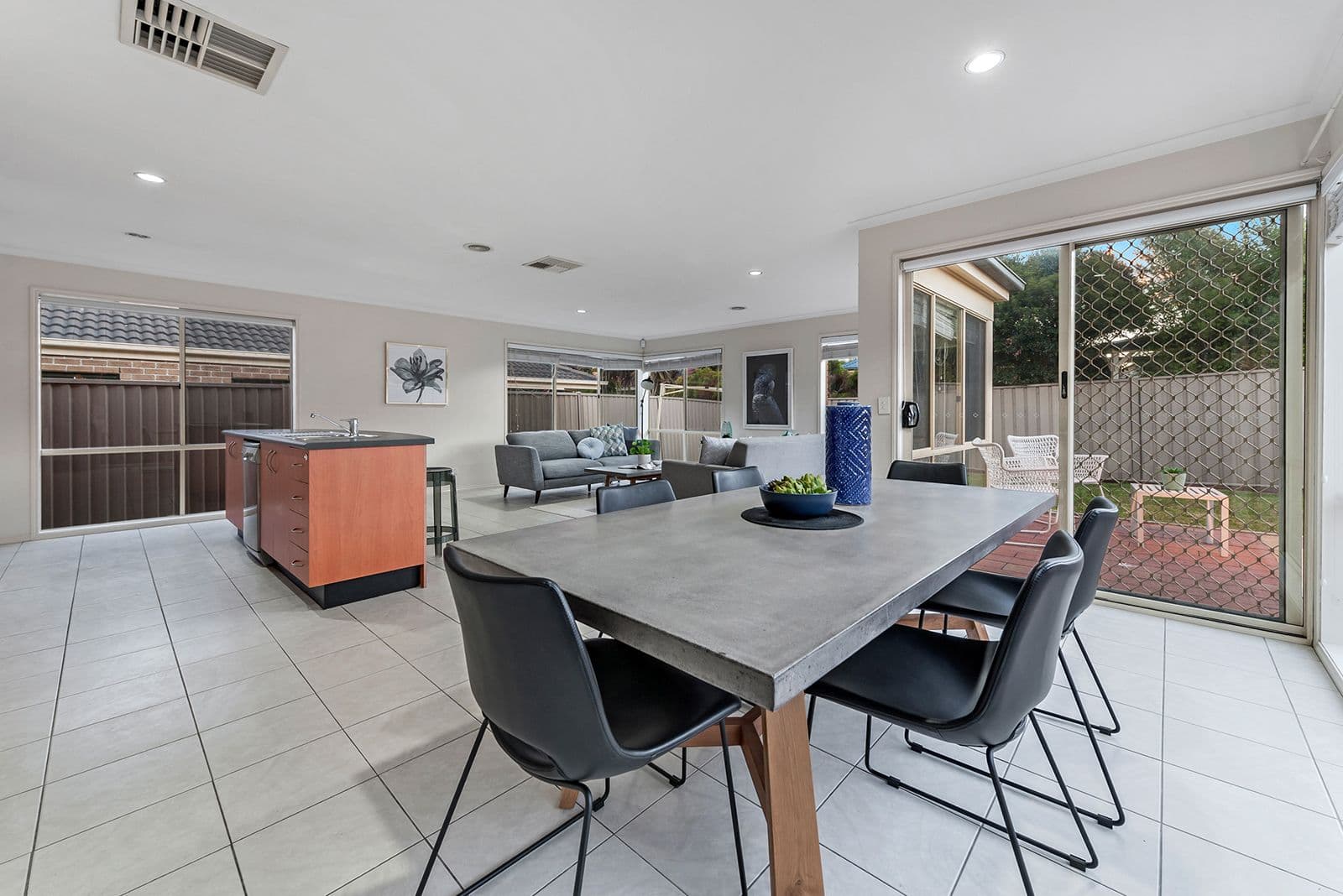 9 Creighton Way, Craigieburn VIC 3064, Craigieburn - Thumbnail 8