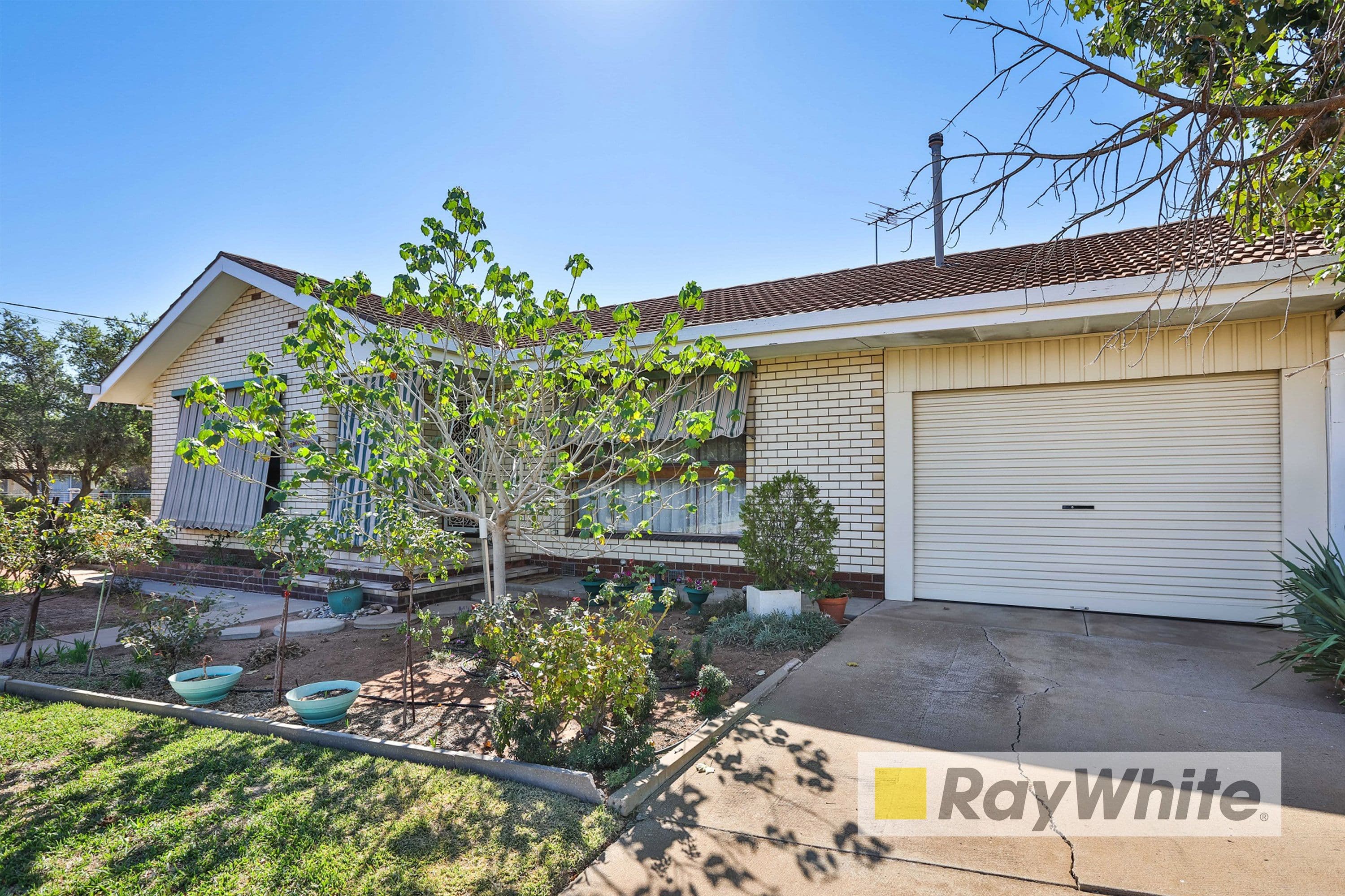 8 Cameron Street, Merbein VIC 3505, Merbein - Image 1