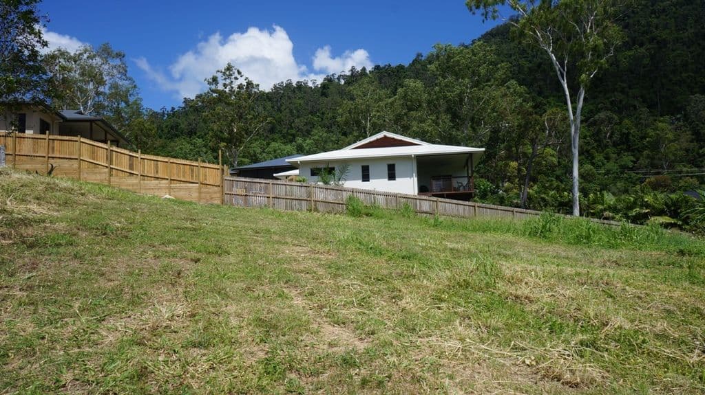 69 Country Road, CANNONVALE QLD 4802, Cannonvale - Thumbnail 3