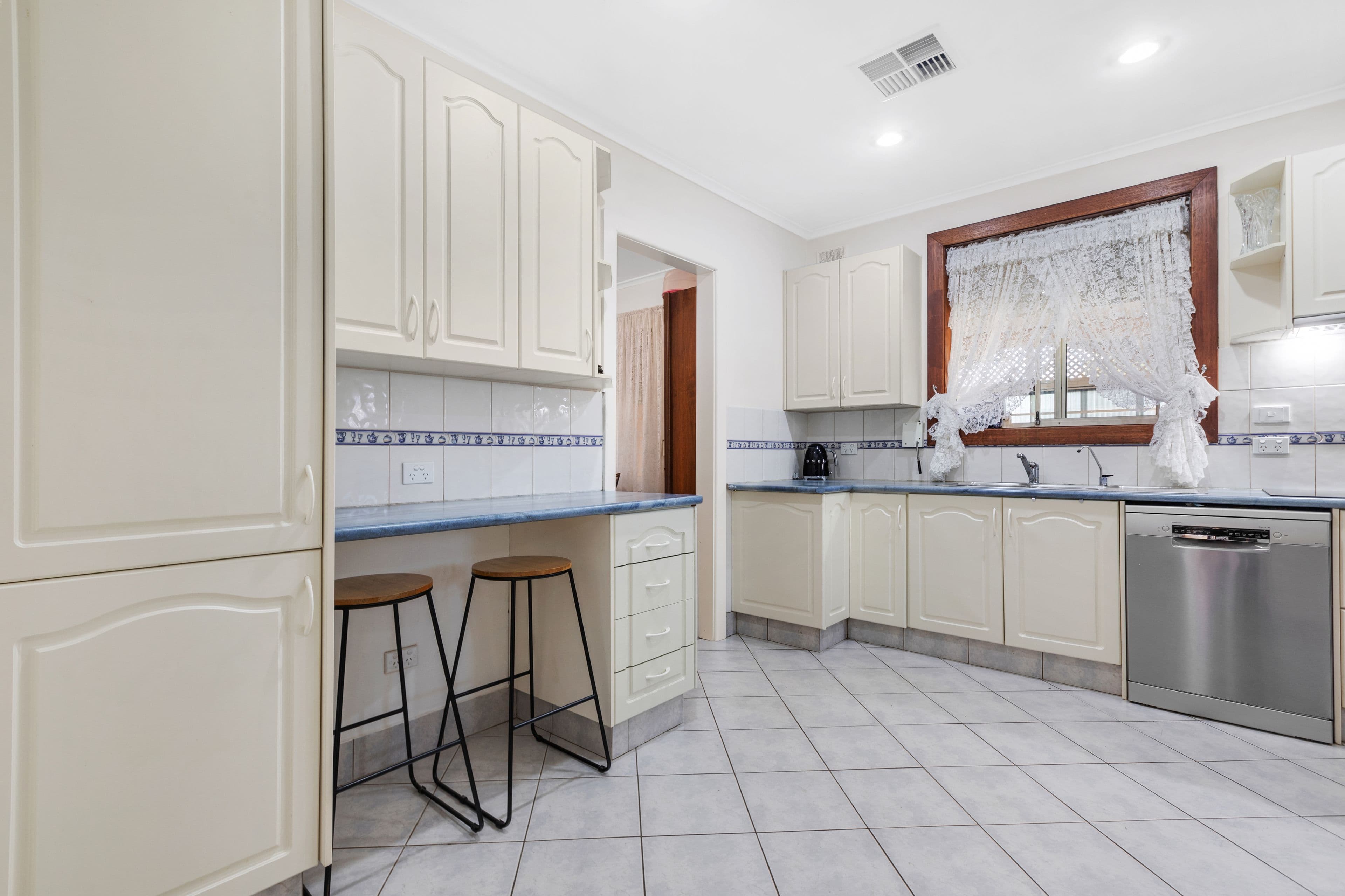 38 Petherton Road, Davoren Park SA 5113, Davoren Park - Thumbnail 4