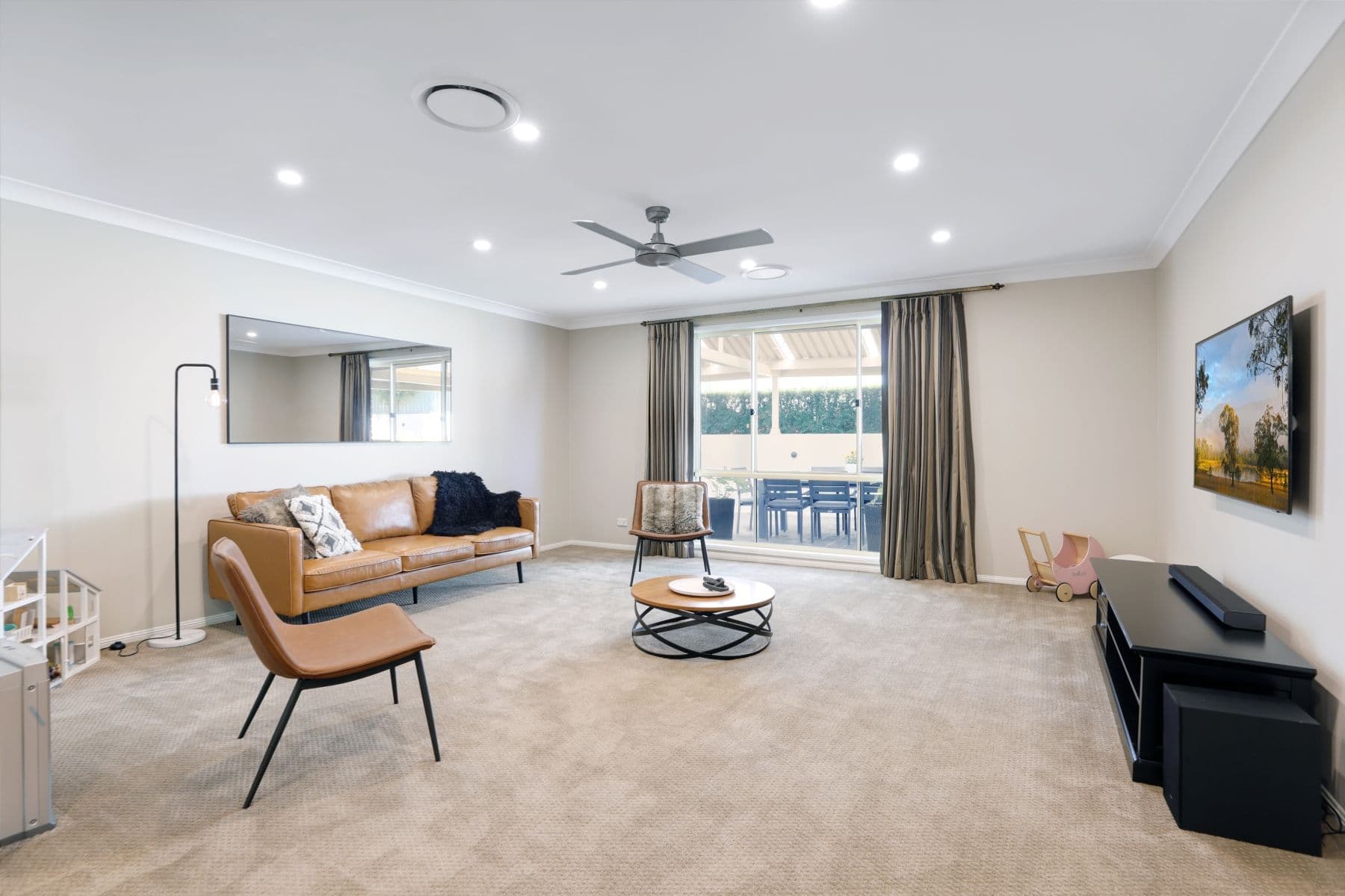 10 Gemalong Place, Glenmore Park NSW 2745, Glenmore Park - Thumbnail 4
