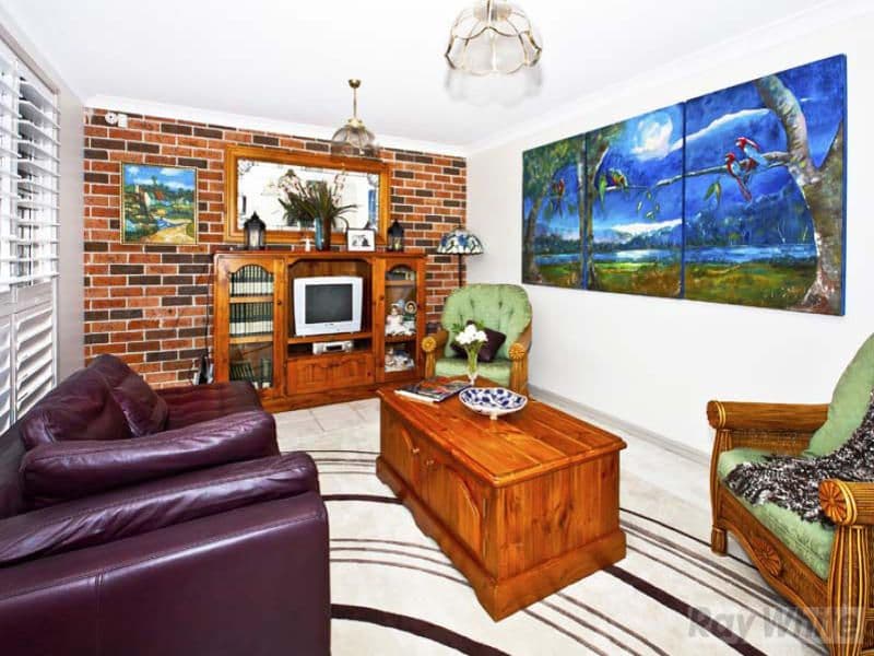 2 Borneo Court, BOSSLEY PARK NSW 2176, Bossley Park - Thumbnail 5