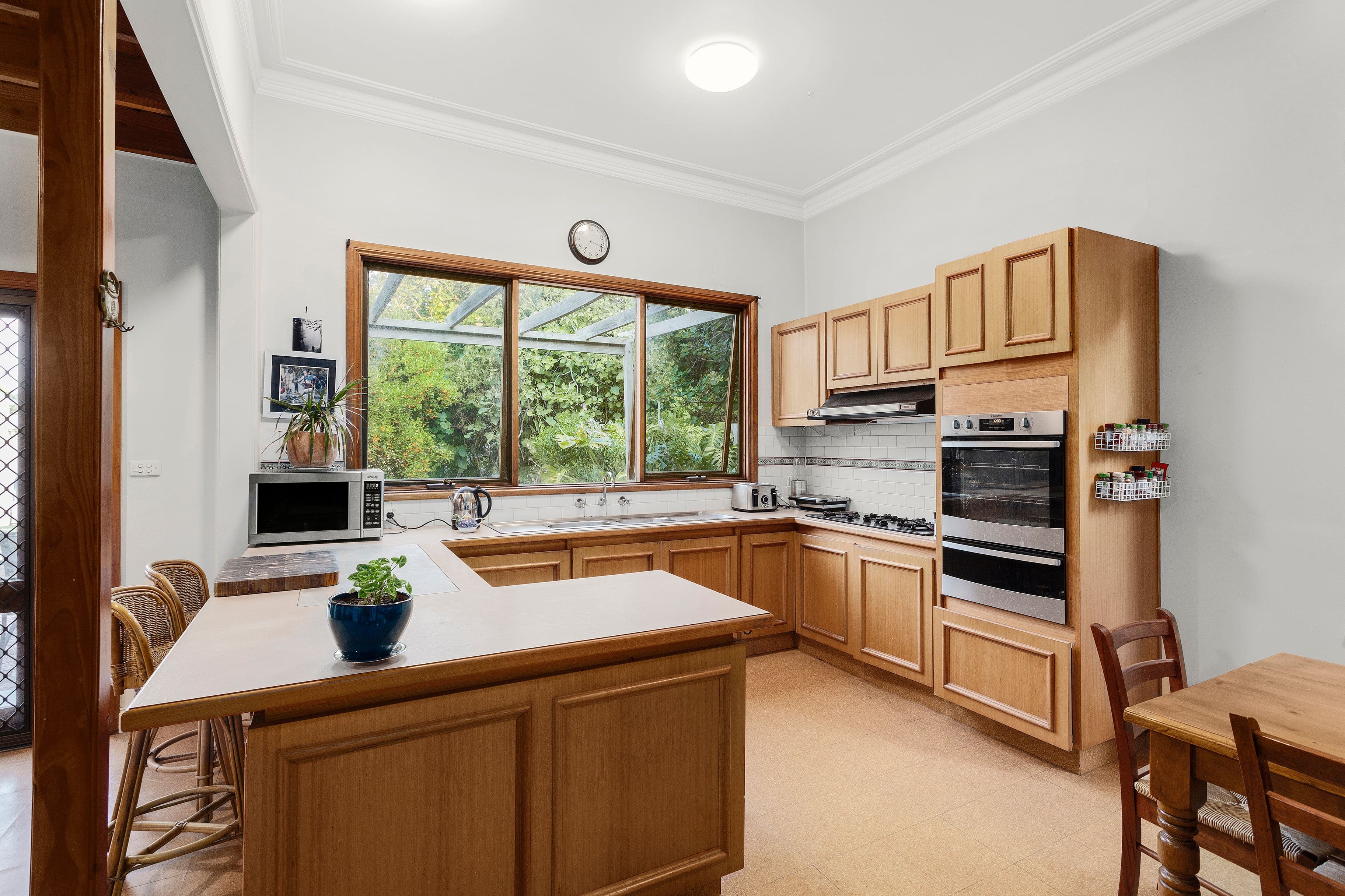 12 Ames Avenue, Carnegie VIC 3163, Carnegie - Thumbnail 6