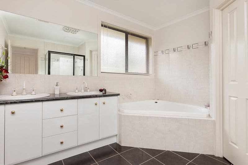 34 Perri Raso Rise, ROWVILLE VIC 3178, Rowville - Thumbnail 4