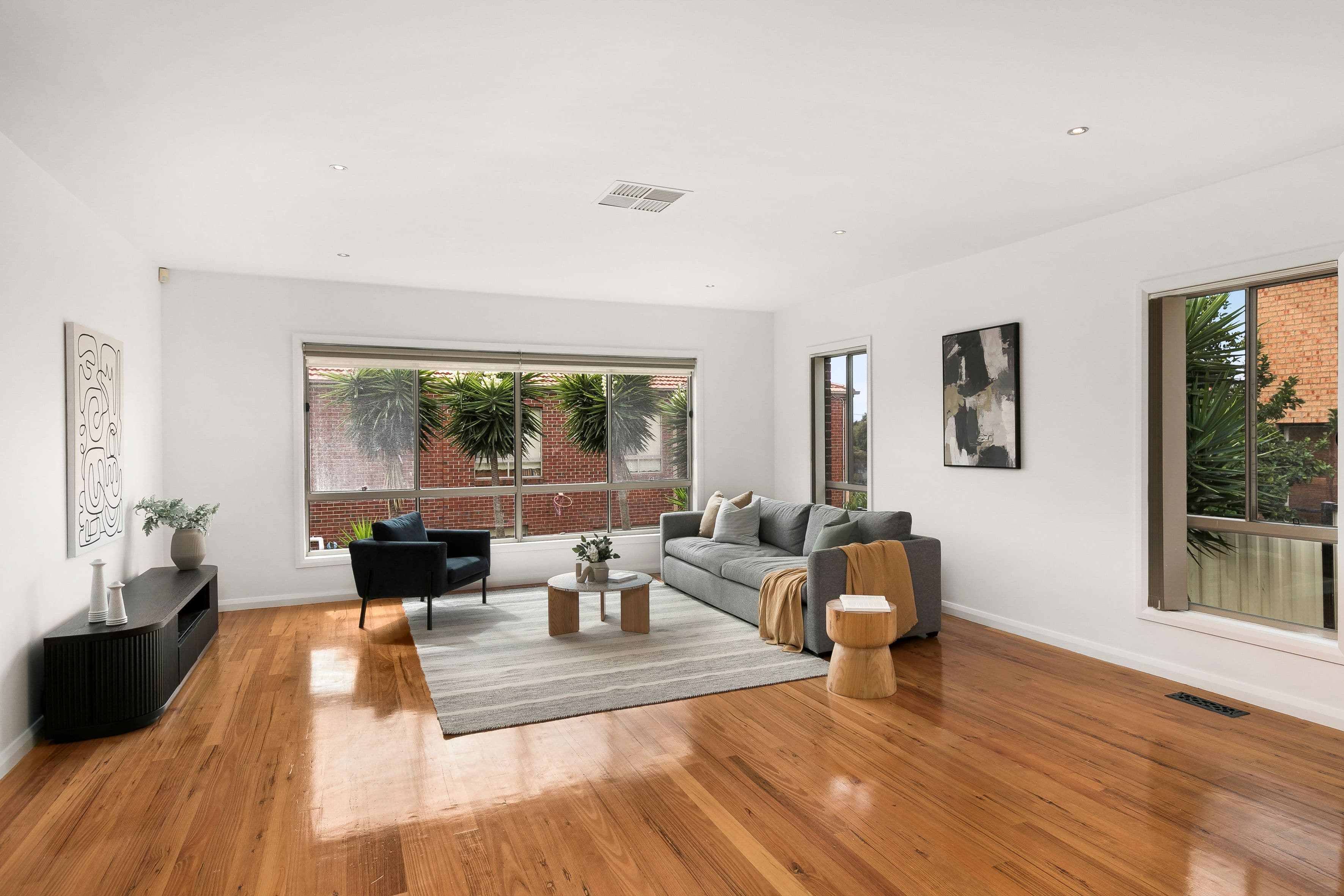 10 Bickerton Way, Roxburgh Park VIC 3064, Roxburgh Park - Thumbnail 3