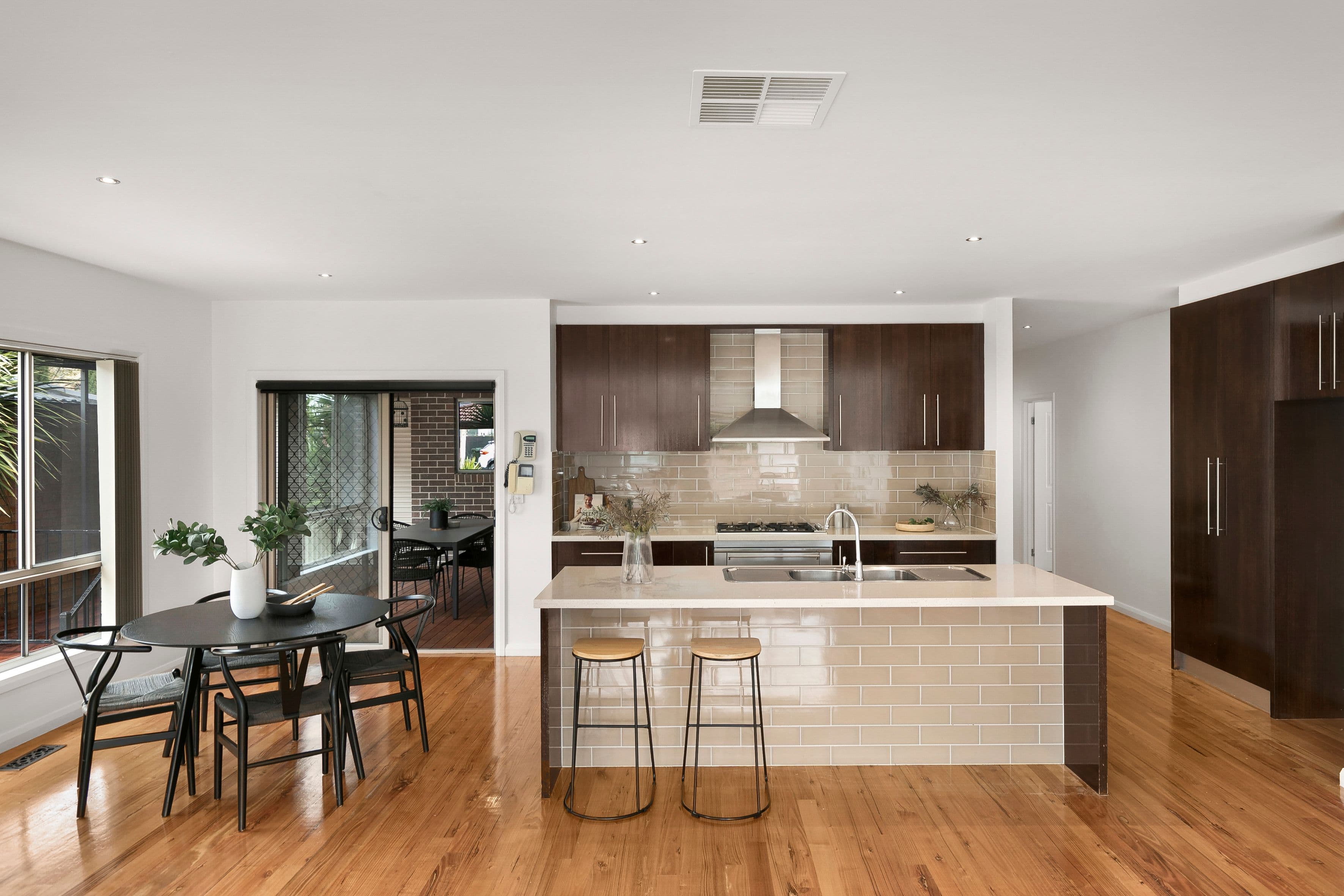 10 Bickerton Way, Roxburgh Park VIC 3064, Roxburgh Park - Thumbnail 5