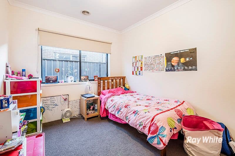 80 Selandra Boulevard, Clyde North VIC 3978, Clyde North - Thumbnail 4