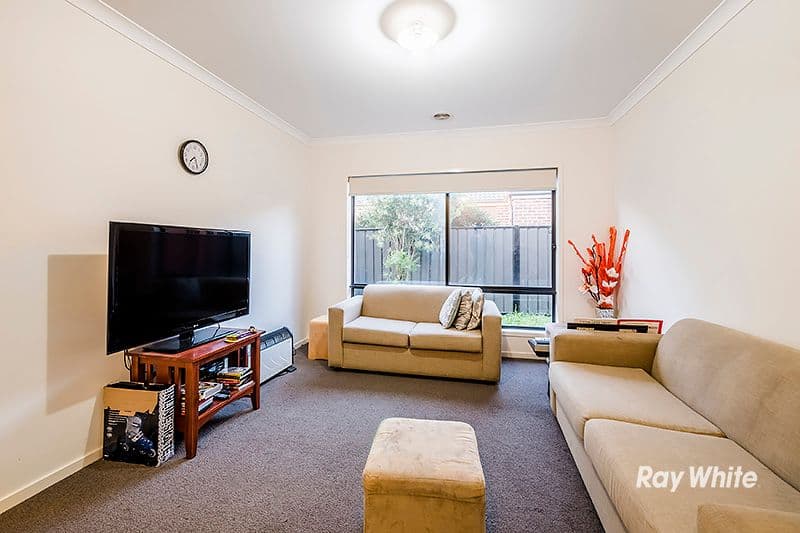 80 Selandra Boulevard, Clyde North VIC 3978, Clyde North - Thumbnail 6