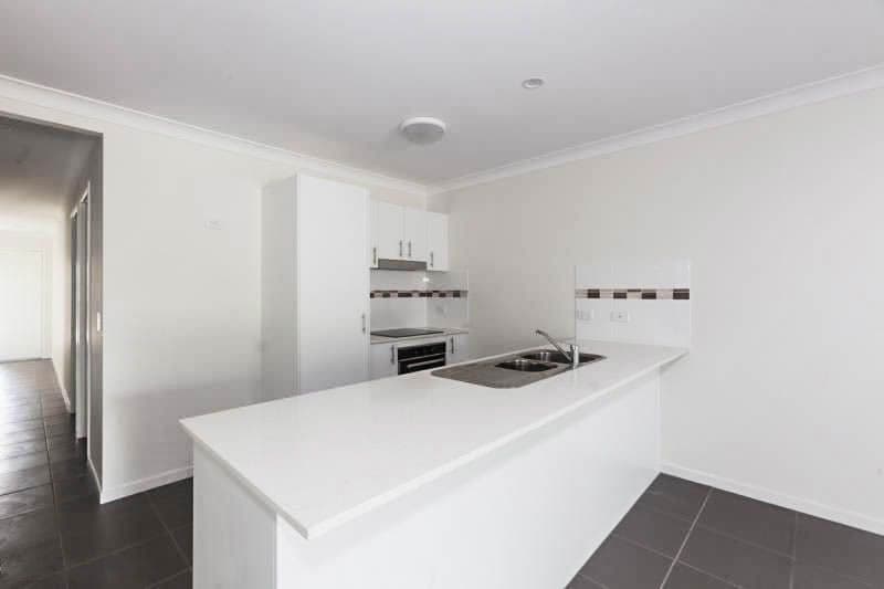 53 Parklands Drive, Boronia Heights QLD 4124, Boronia Heights - Thumbnail 3