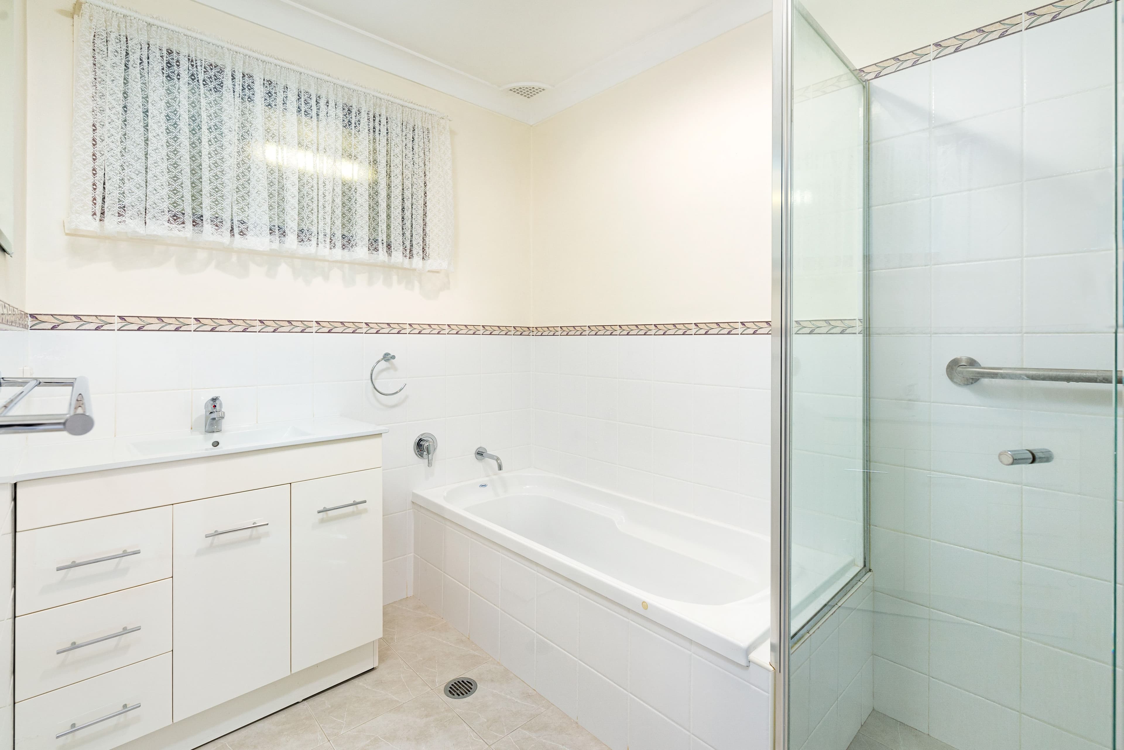5 Bonnefin Place, Castle Hill NSW 2154, Castle Hill - Thumbnail 4