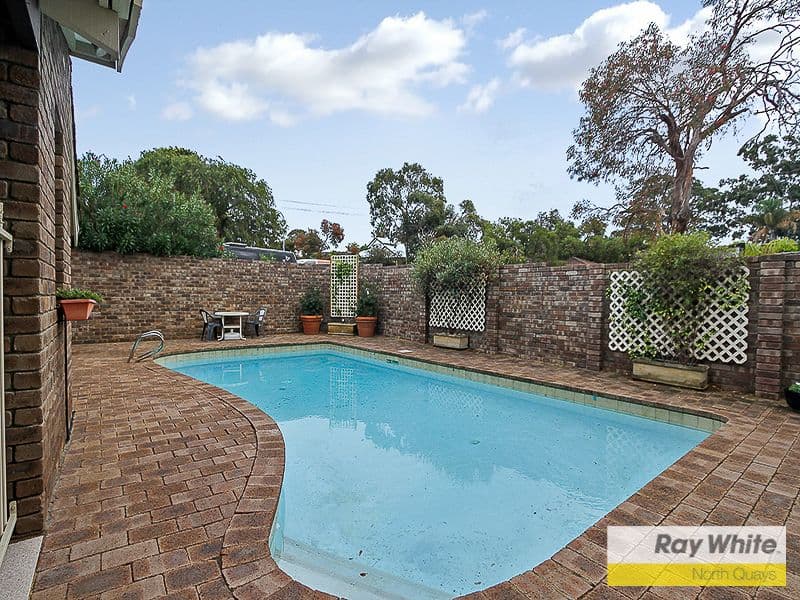 30 Granadilla Street, Duncraig WA 6023, Duncraig - Thumbnail 2