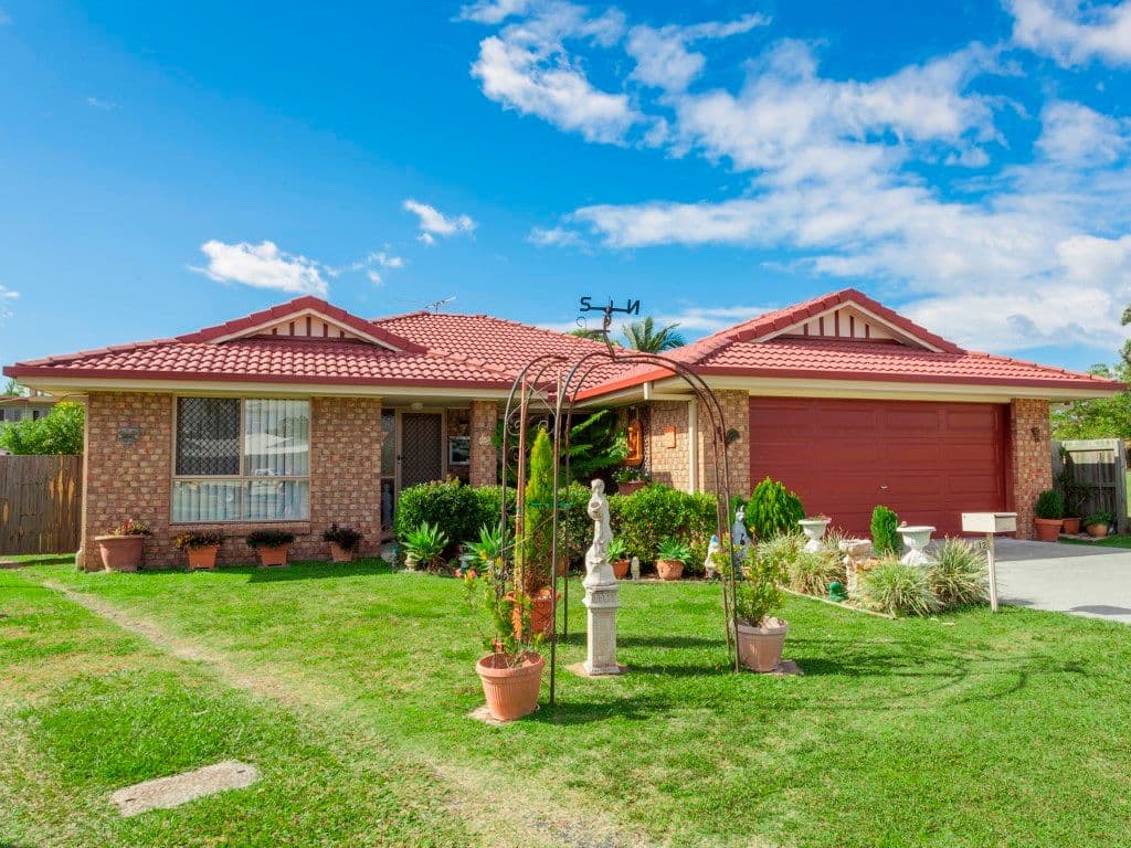 12 Greenshank Court, DECEPTION BAY QLD 4508, Deception Bay - Thumbnail 2