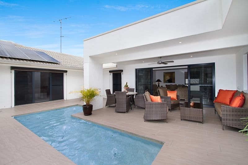 7 Saywell Street, Sorrento QLD 4217, Sorrento - Thumbnail 2