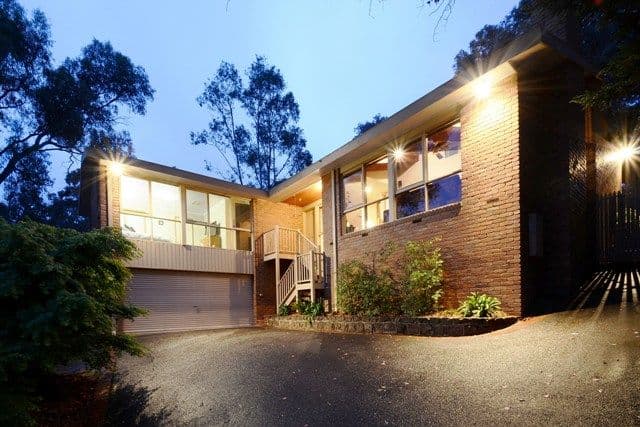 10 Dunstan Drive, HURSTBRIDGE VIC 3099, Hurstbridge - Image 1