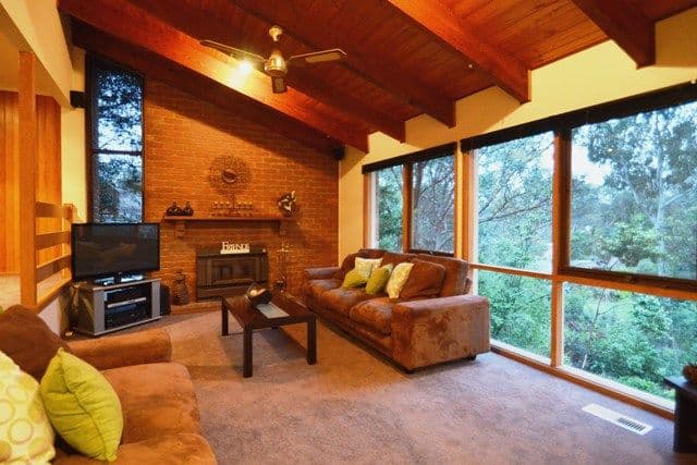 10 Dunstan Drive, HURSTBRIDGE VIC 3099, Hurstbridge - Thumbnail 2
