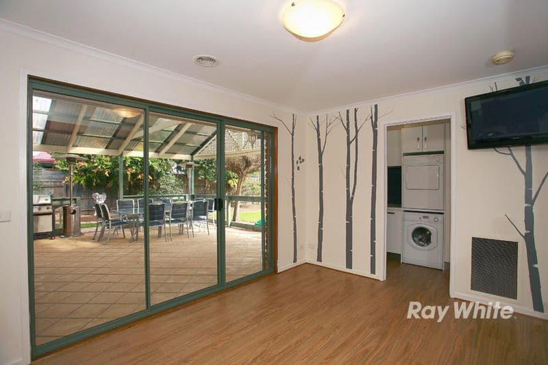 62 Hamilton Drive, CRANBOURNE NORTH VIC 3977, Cranbourne North - Thumbnail 4