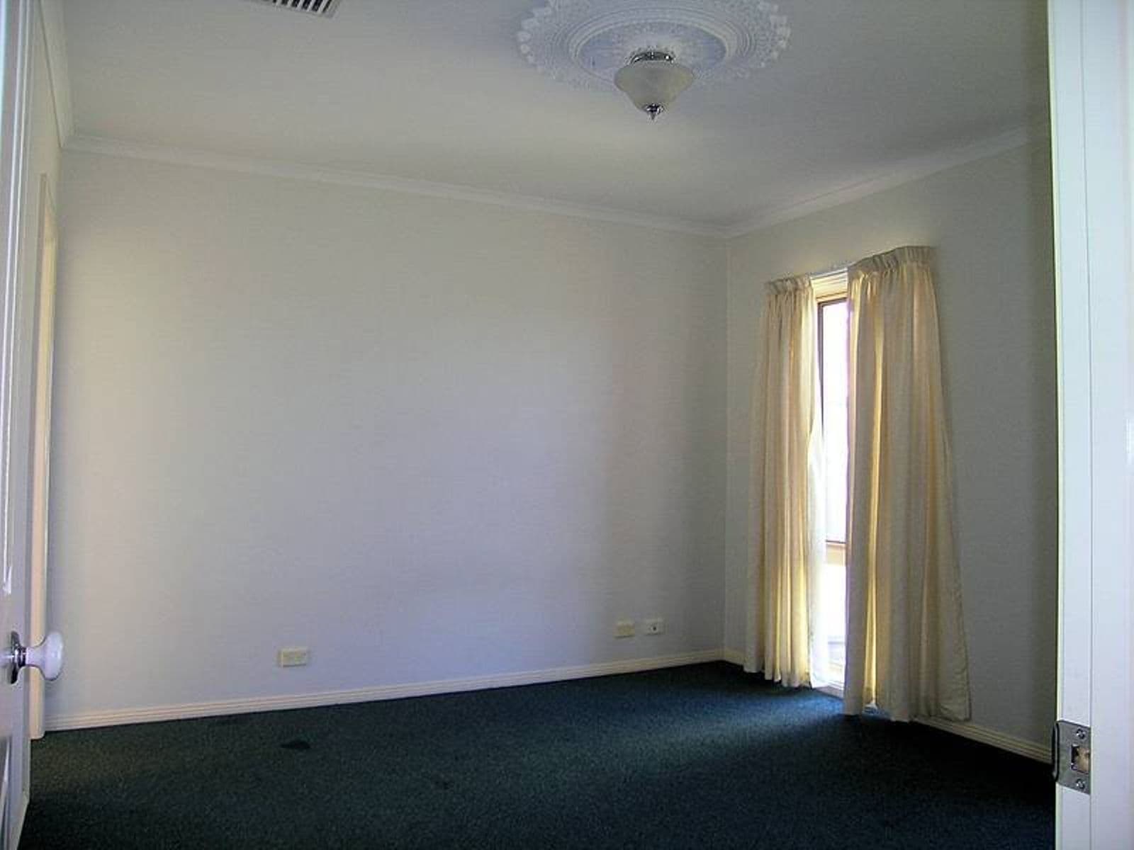 4 Thames Place, Mildura - Thumbnail 3