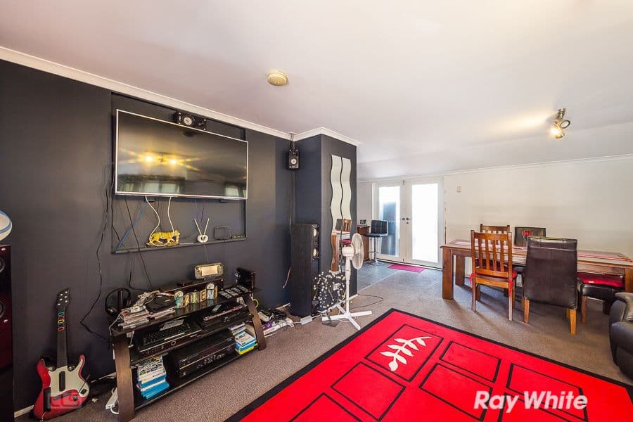 10 Cumming Street, Bongaree QLD 4507, Bongaree - Thumbnail 2