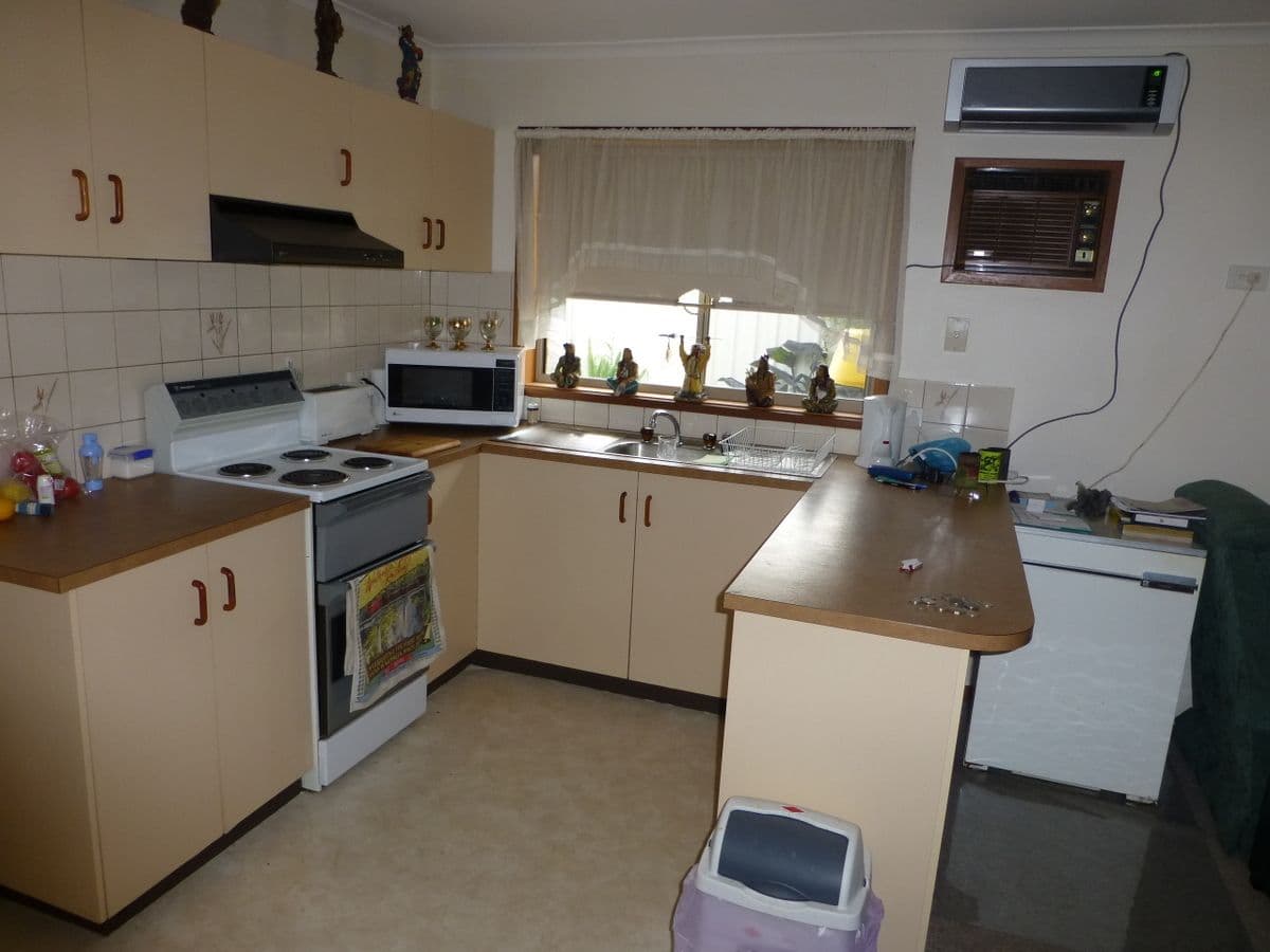 99 Shackell Street, ECHUCA VIC 3564, Echuca - Thumbnail 2