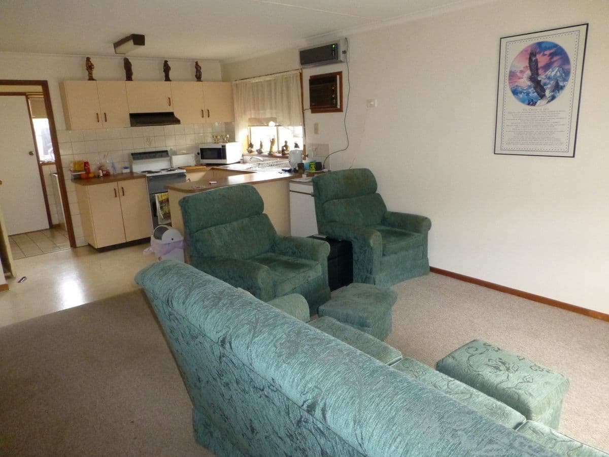 99 Shackell Street, ECHUCA VIC 3564, Echuca - Thumbnail 4