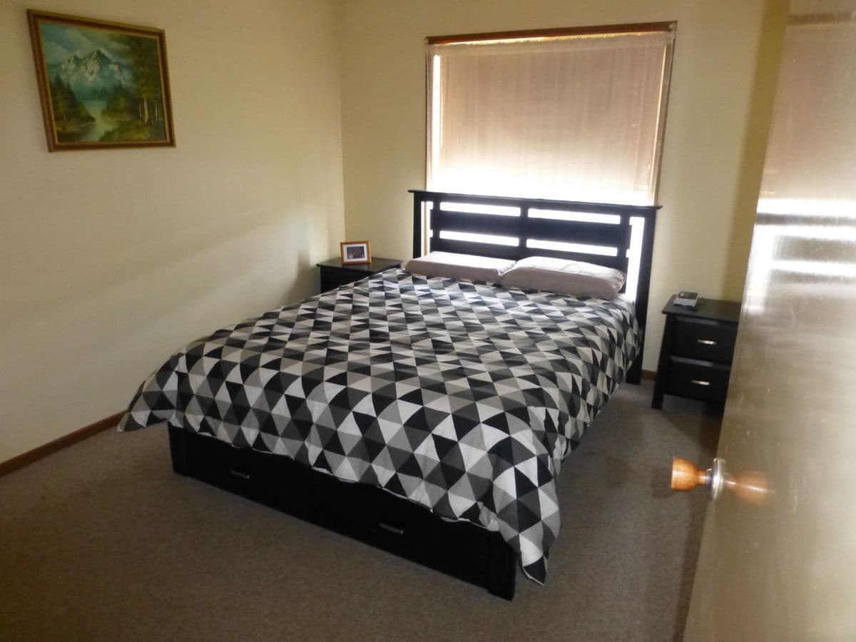 99 Shackell Street, ECHUCA VIC 3564, Echuca - Thumbnail 5