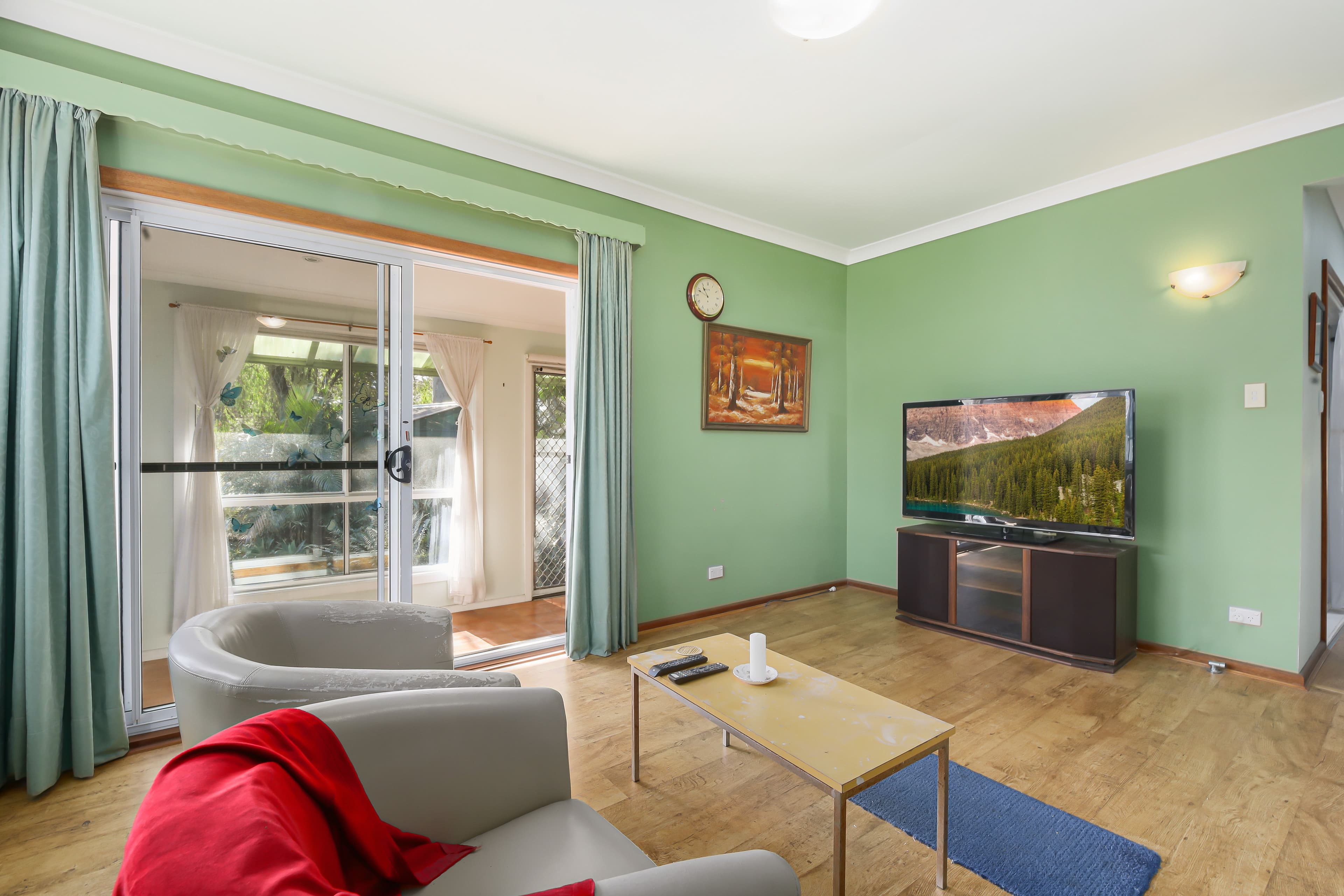 55 Kincumber Crescent, Davistown NSW 2251, Davistown - Thumbnail 3
