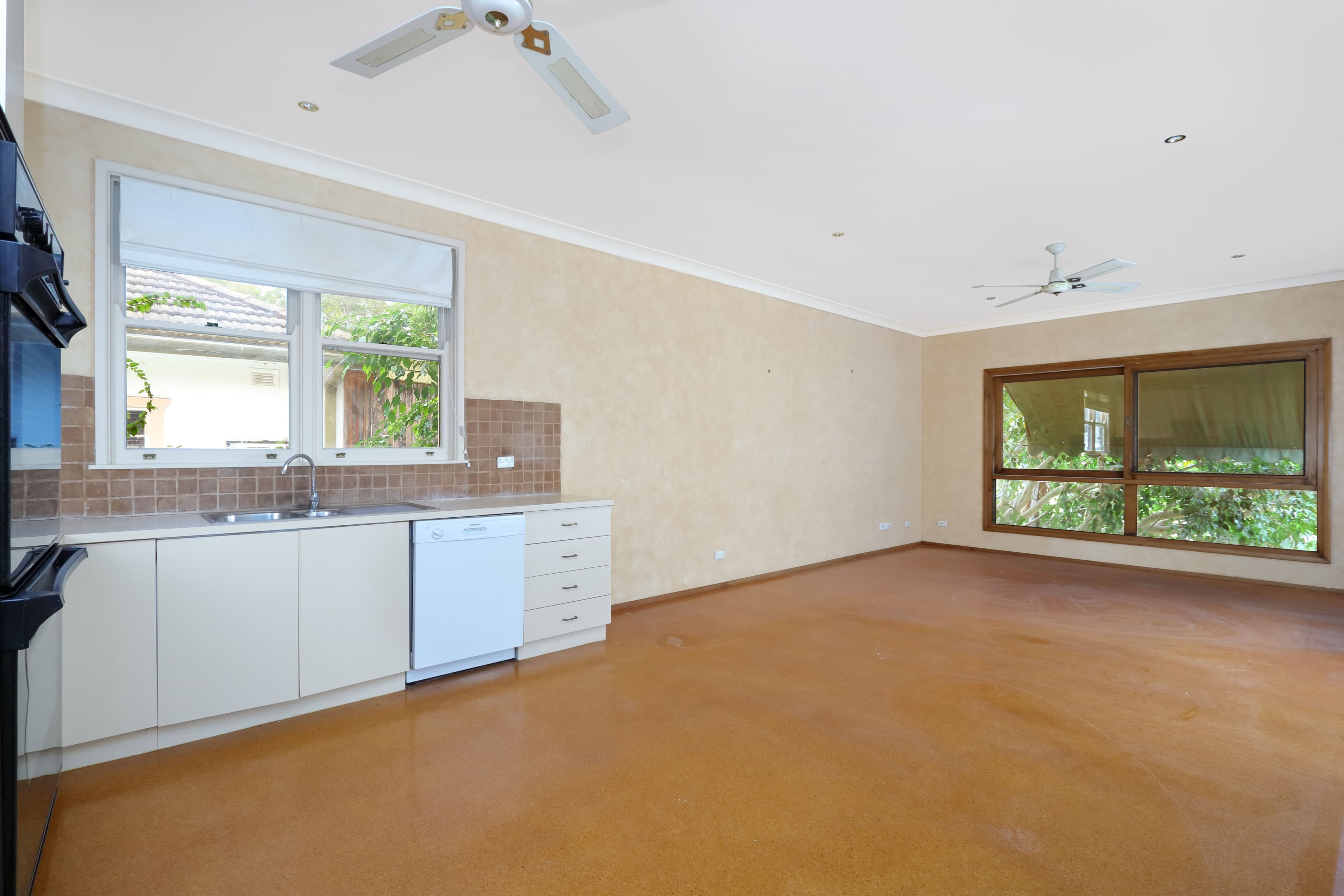 37 Boronia Street, Kyle Bay - Thumbnail 3