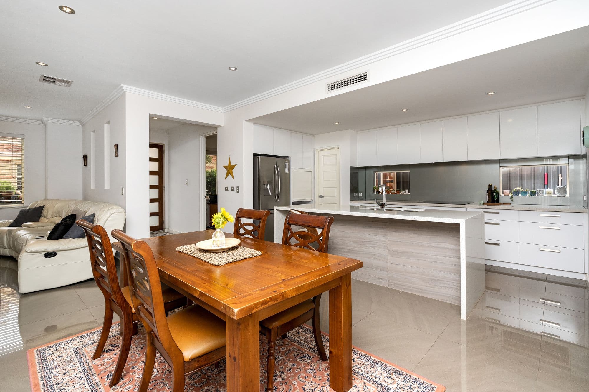2 Dorset Cove, Mount Claremont WA 6010, Mount Claremont - Thumbnail 3