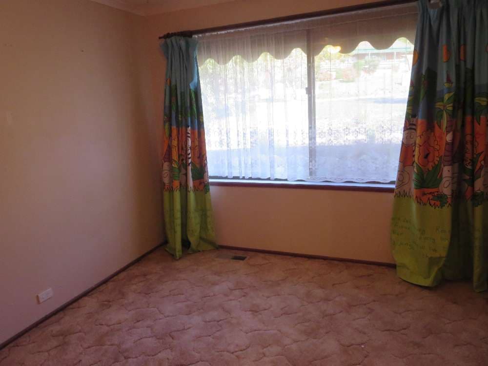 2 Karl Court, LAVINGTON NSW 2641, Lavington - Thumbnail 7