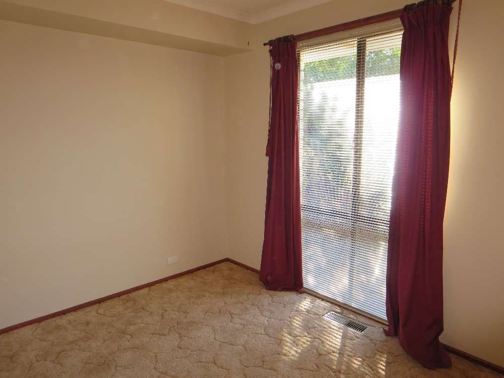 2 Karl Court, LAVINGTON NSW 2641, Lavington - Thumbnail 8