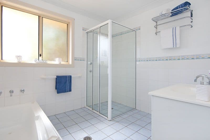 5 Riley Close, TUMBI UMBI NSW 2261, Tumbi Umbi - Thumbnail 8