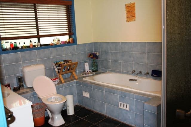 52 Cleopatra Drive, ROSEMEADOW NSW 2560, Rosemeadow - Thumbnail 2