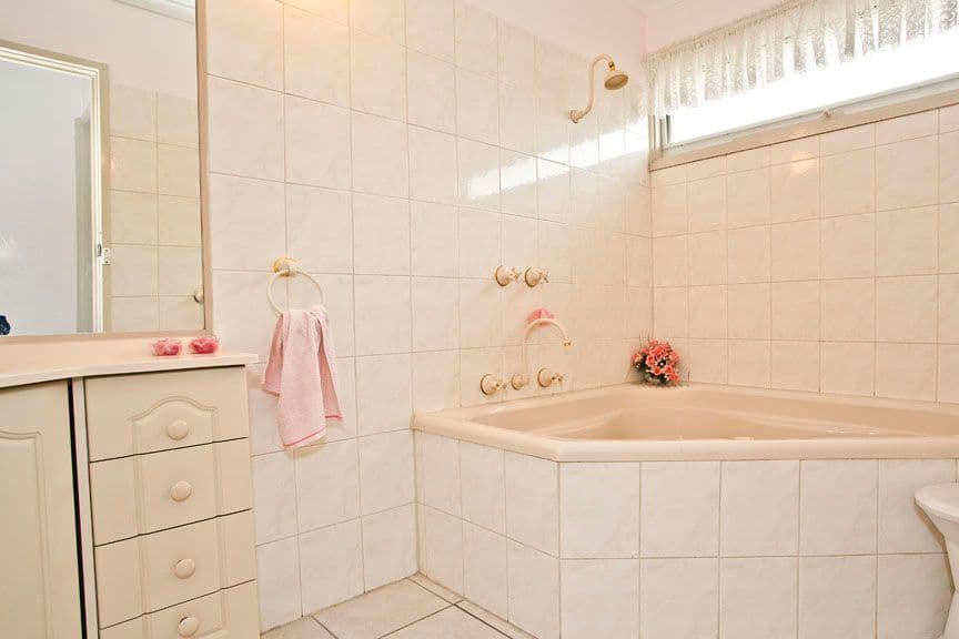 29 Bruford Avenue, WHEELERS HILL VIC 3150, Wheelers Hill - Thumbnail 7