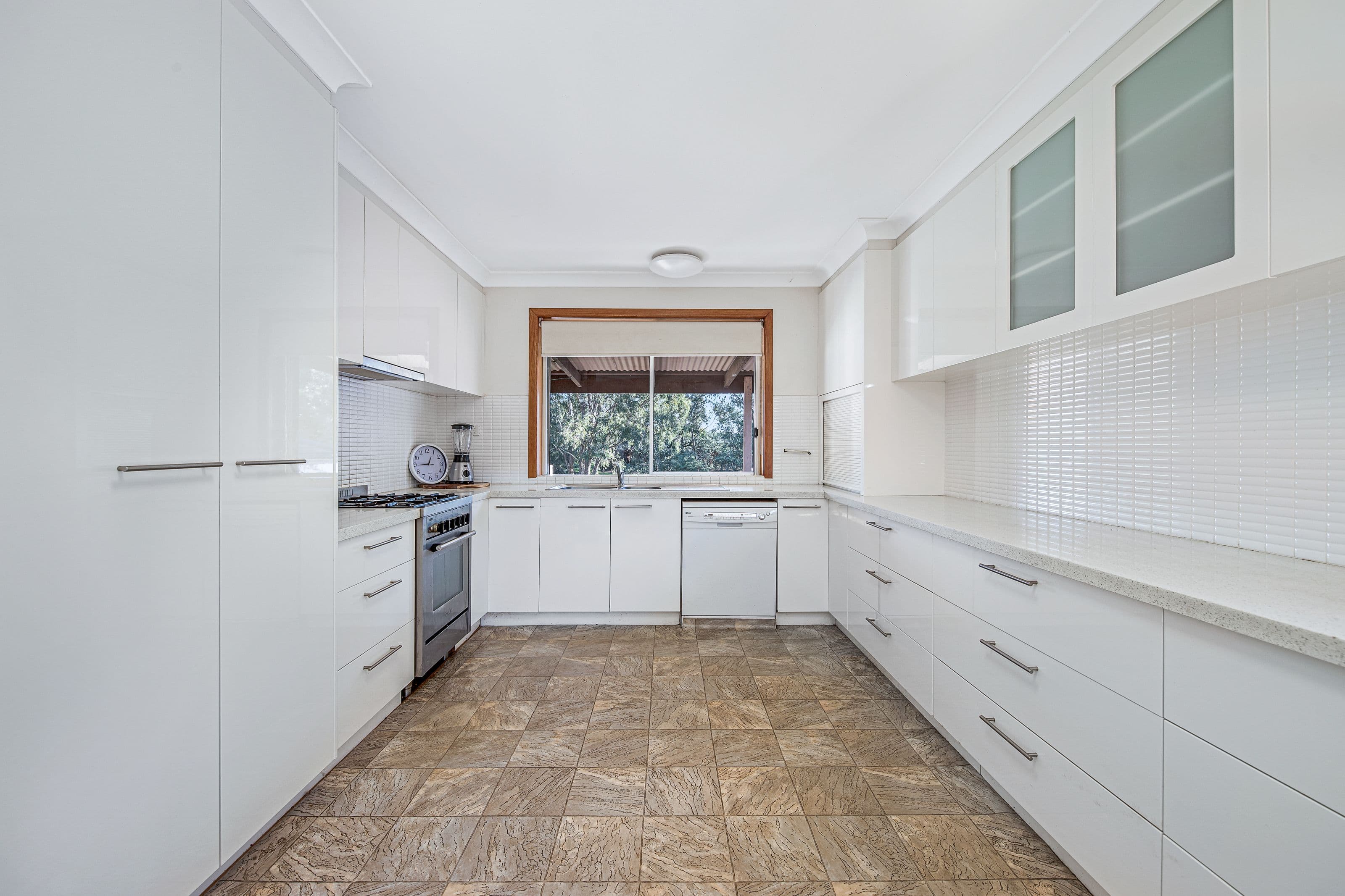 7 Melissa Street, Mount Waverley VIC 3149, Mount Waverley - Thumbnail 3