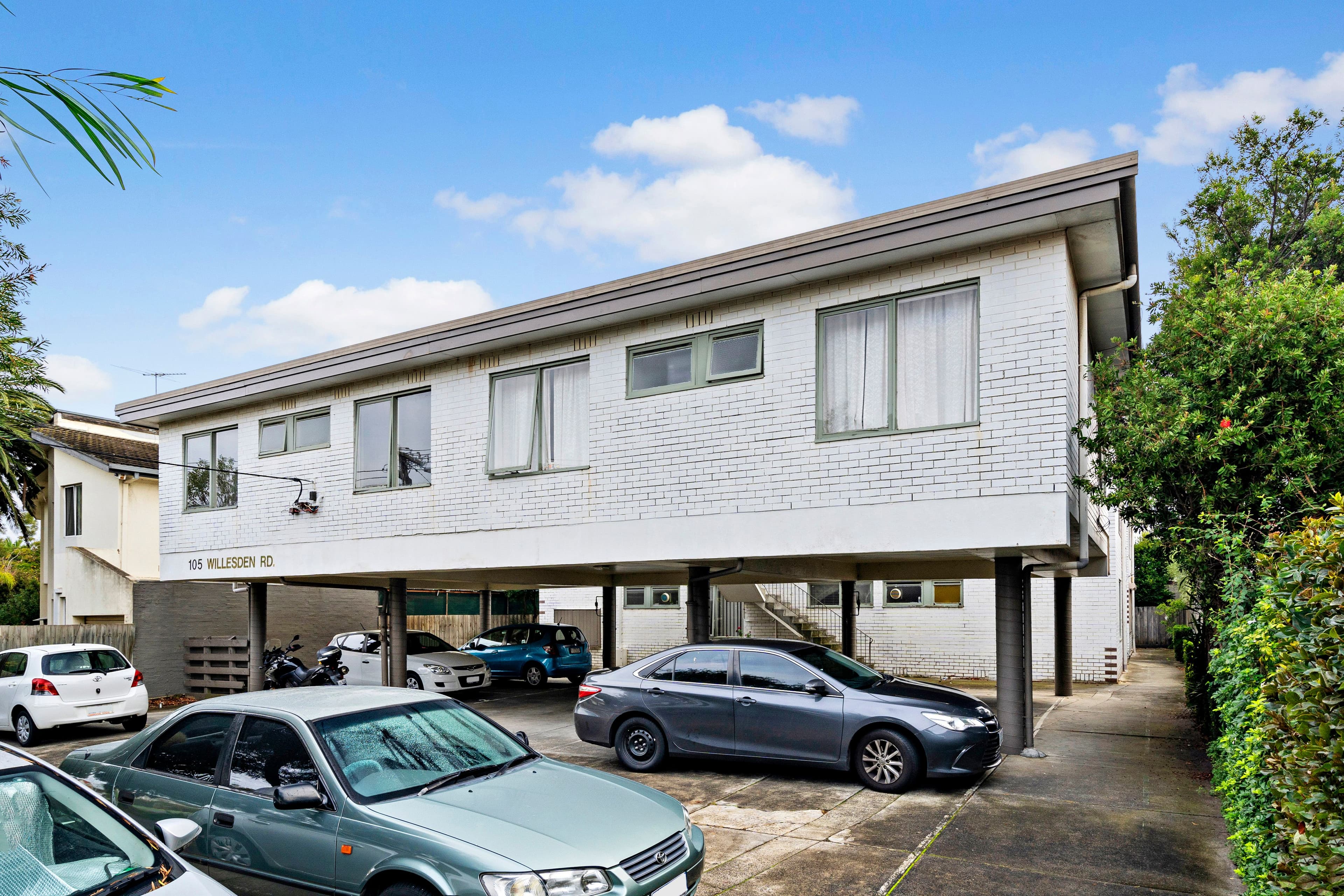 105 Willesden Road, Hughesdale VIC 3166, Hughesdale - Image 1