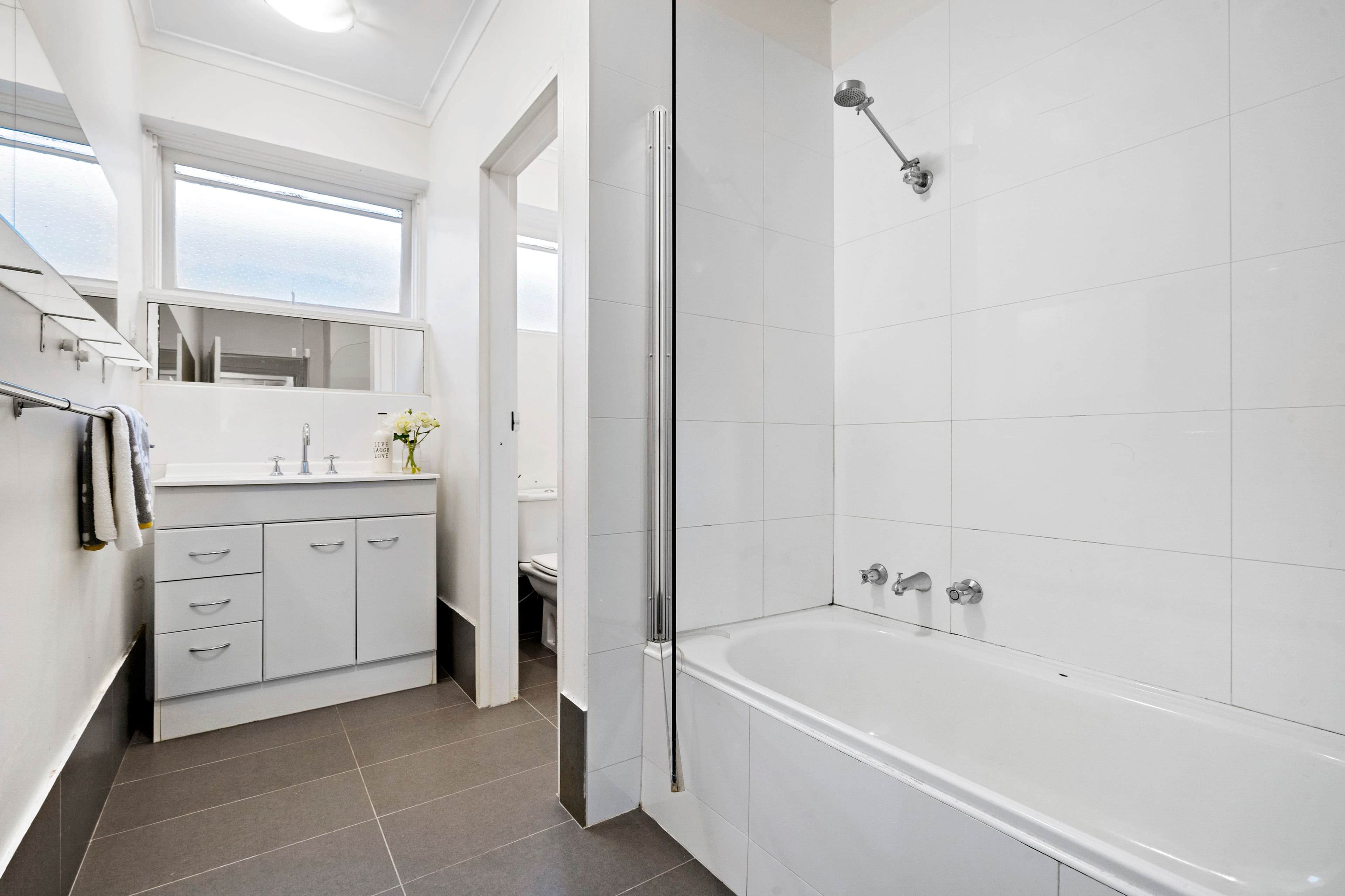 105 Willesden Road, Hughesdale VIC 3166, Hughesdale - Thumbnail 8