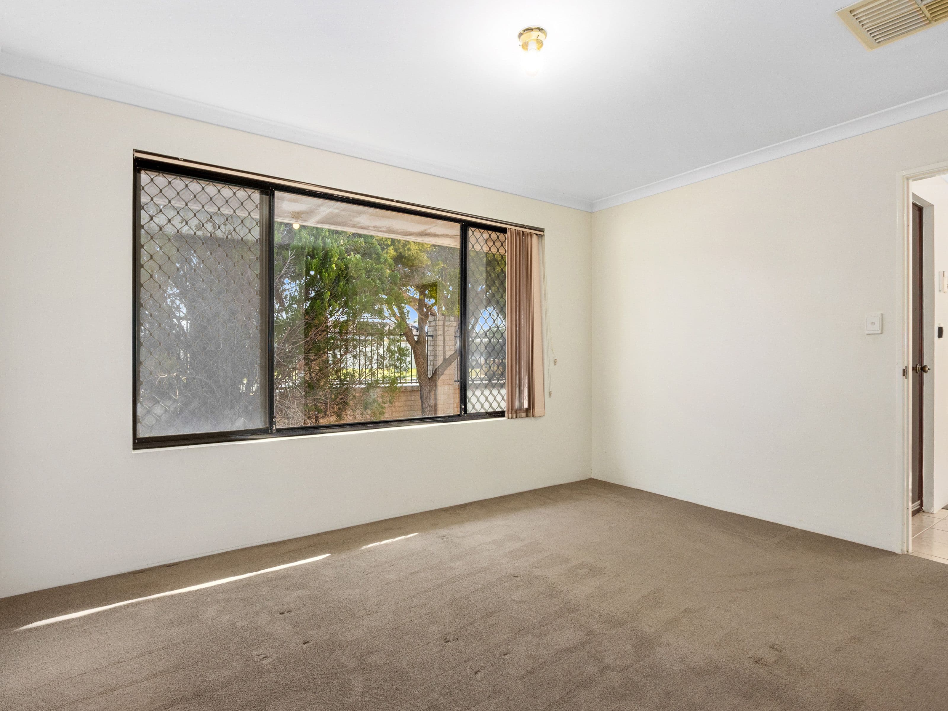 64 Henry Street, East Cannington WA 6107, East Cannington - Thumbnail 7