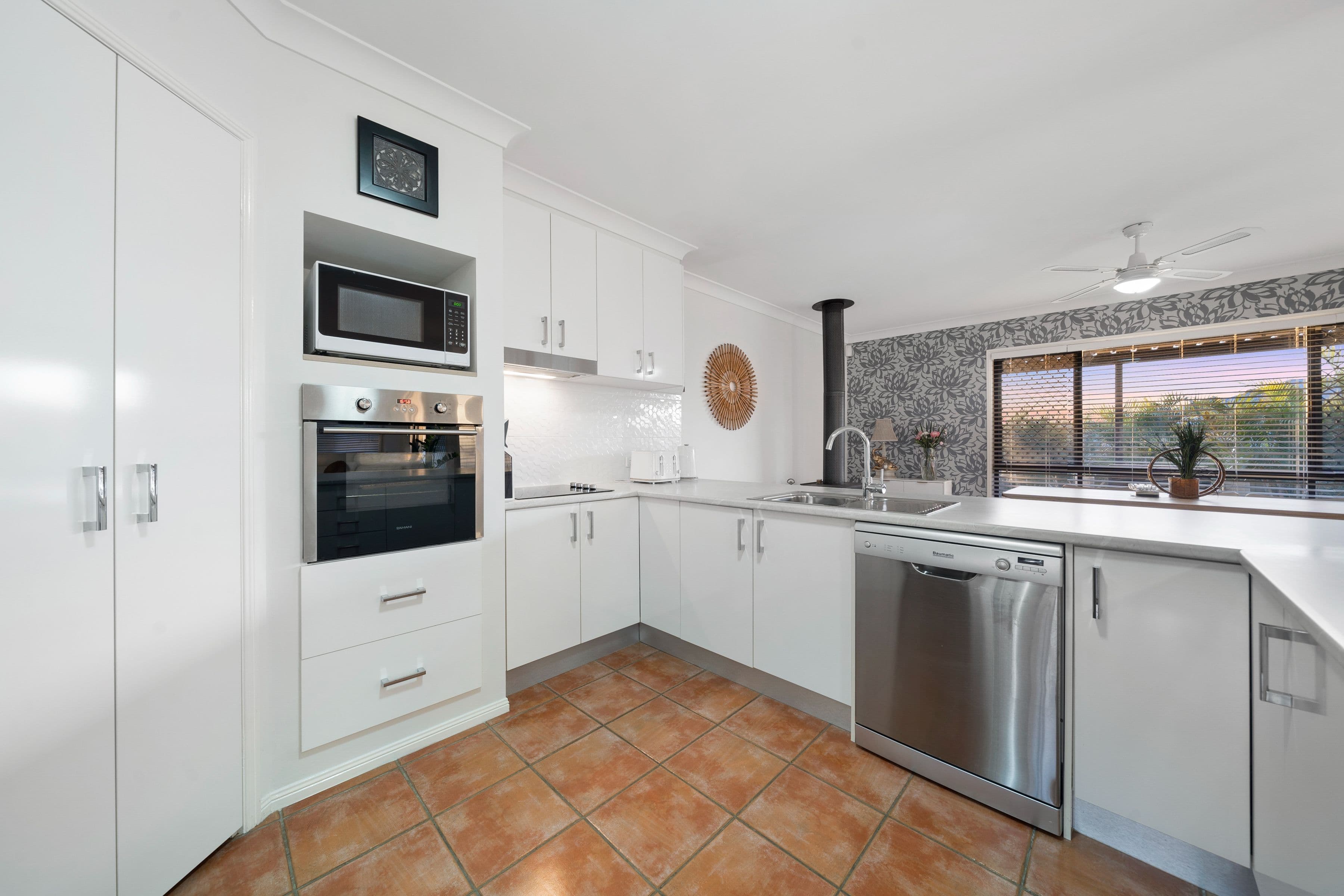 1 Muscat Court, Heritage Park QLD 4118, Heritage Park - Thumbnail 5