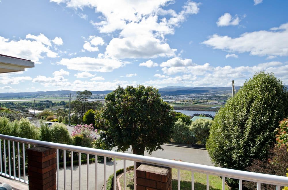 37 Newlands Street, TREVALLYN TAS 7250, Trevallyn - Thumbnail 3