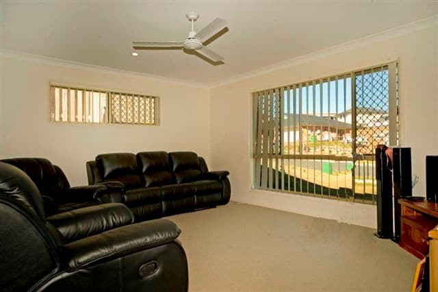 45 Bowley Street, PACIFIC PINES QLD 4211, Pacific Pines - Thumbnail 2