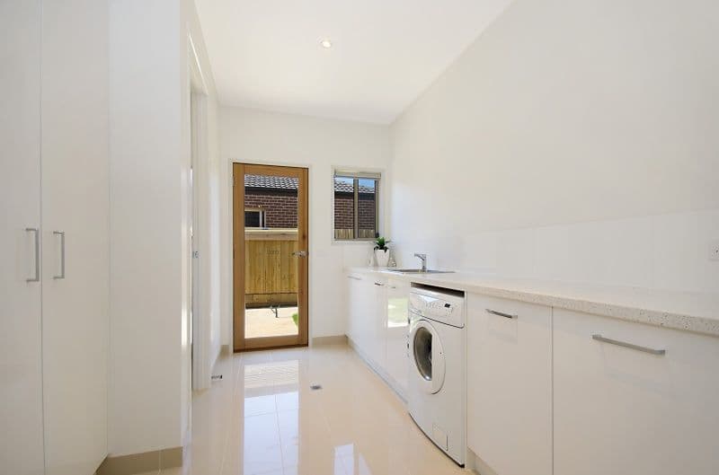 13 Goodwin Avenue, WARRNAMBOOL VIC 3280, Warrnambool - Thumbnail 5