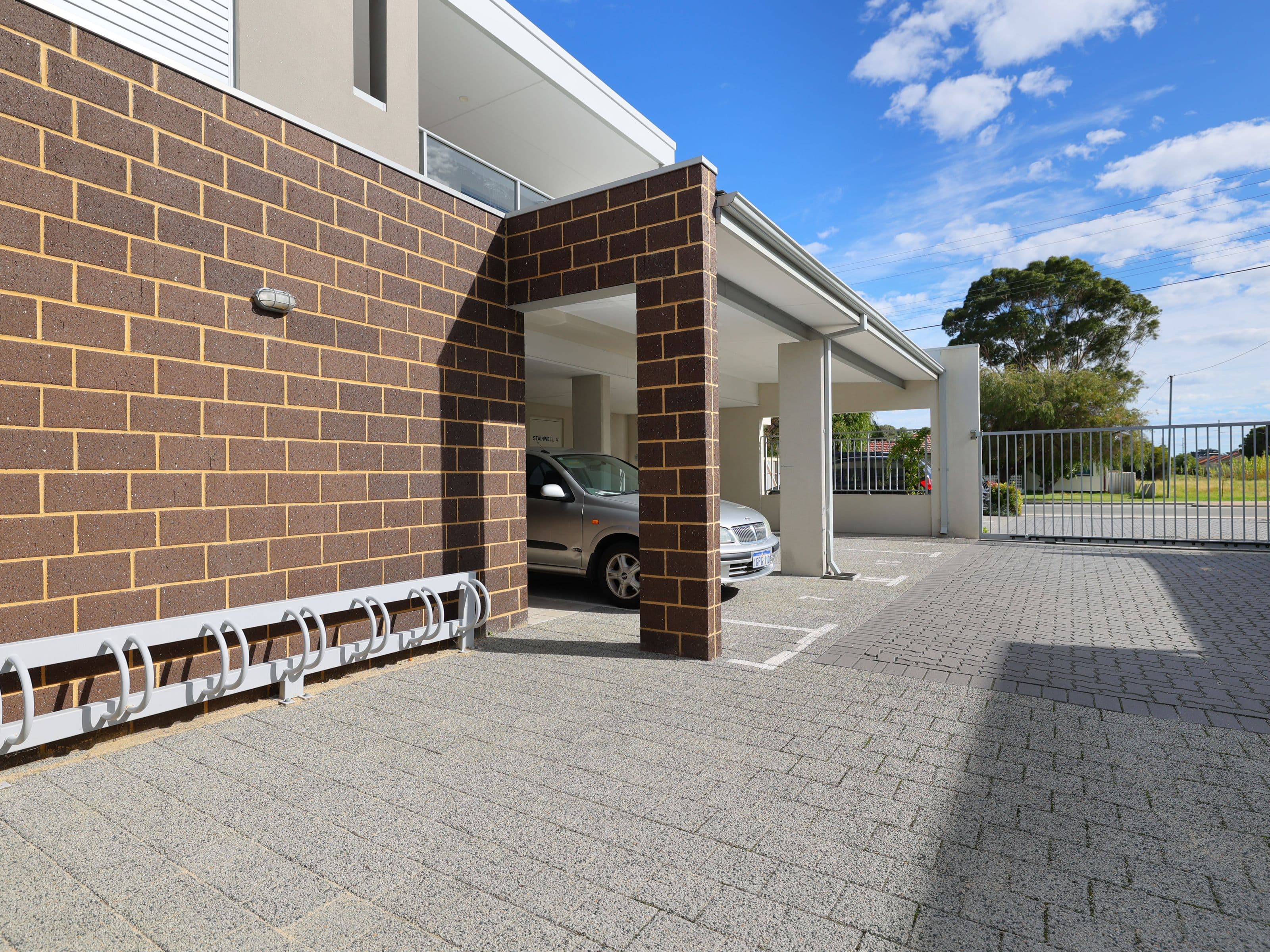 233 Wharf Street, Queens Park WA 6107, Queens Park - Thumbnail 3