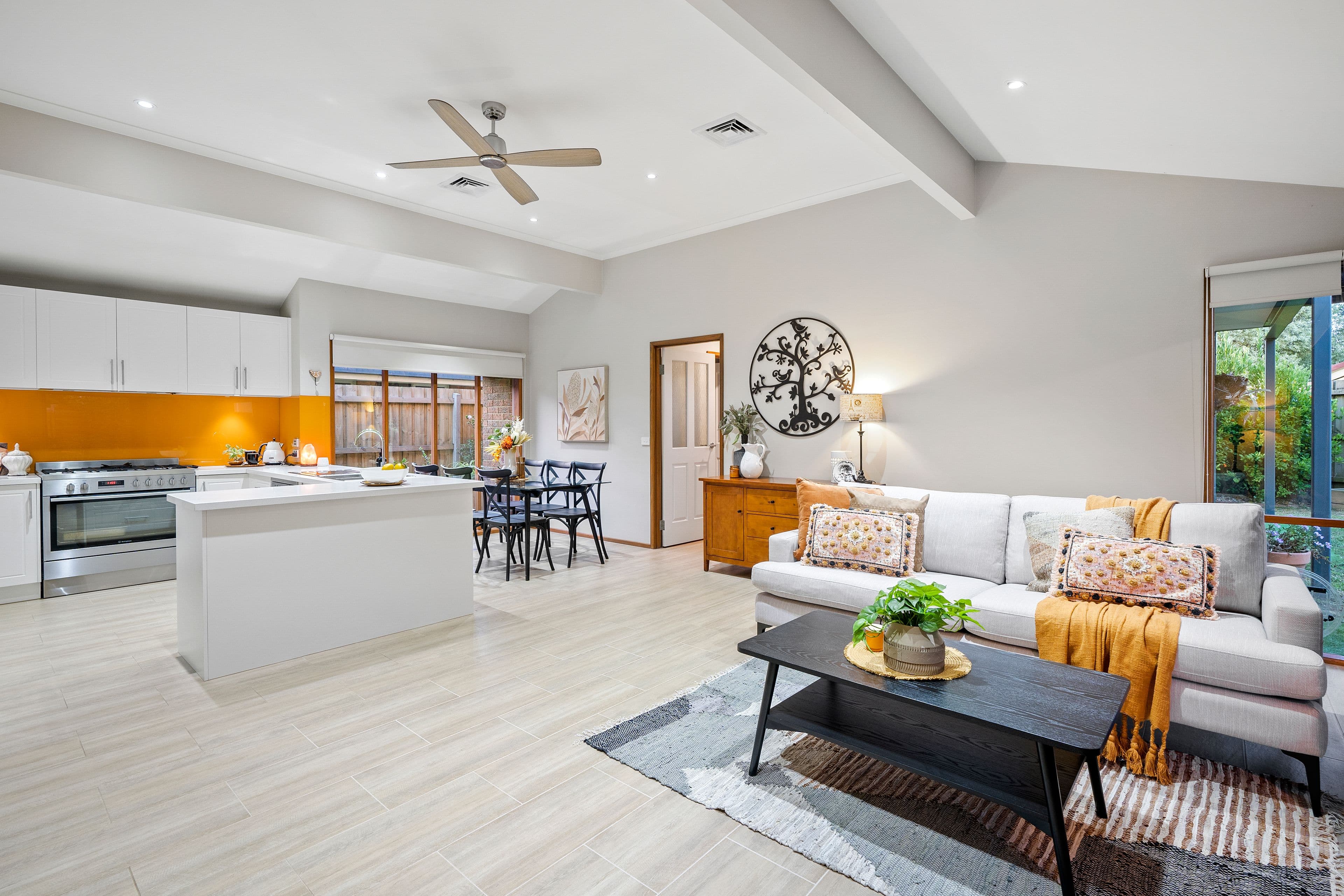 12 Farmillo Court, Lysterfield VIC 3156, Lysterfield - Thumbnail 2