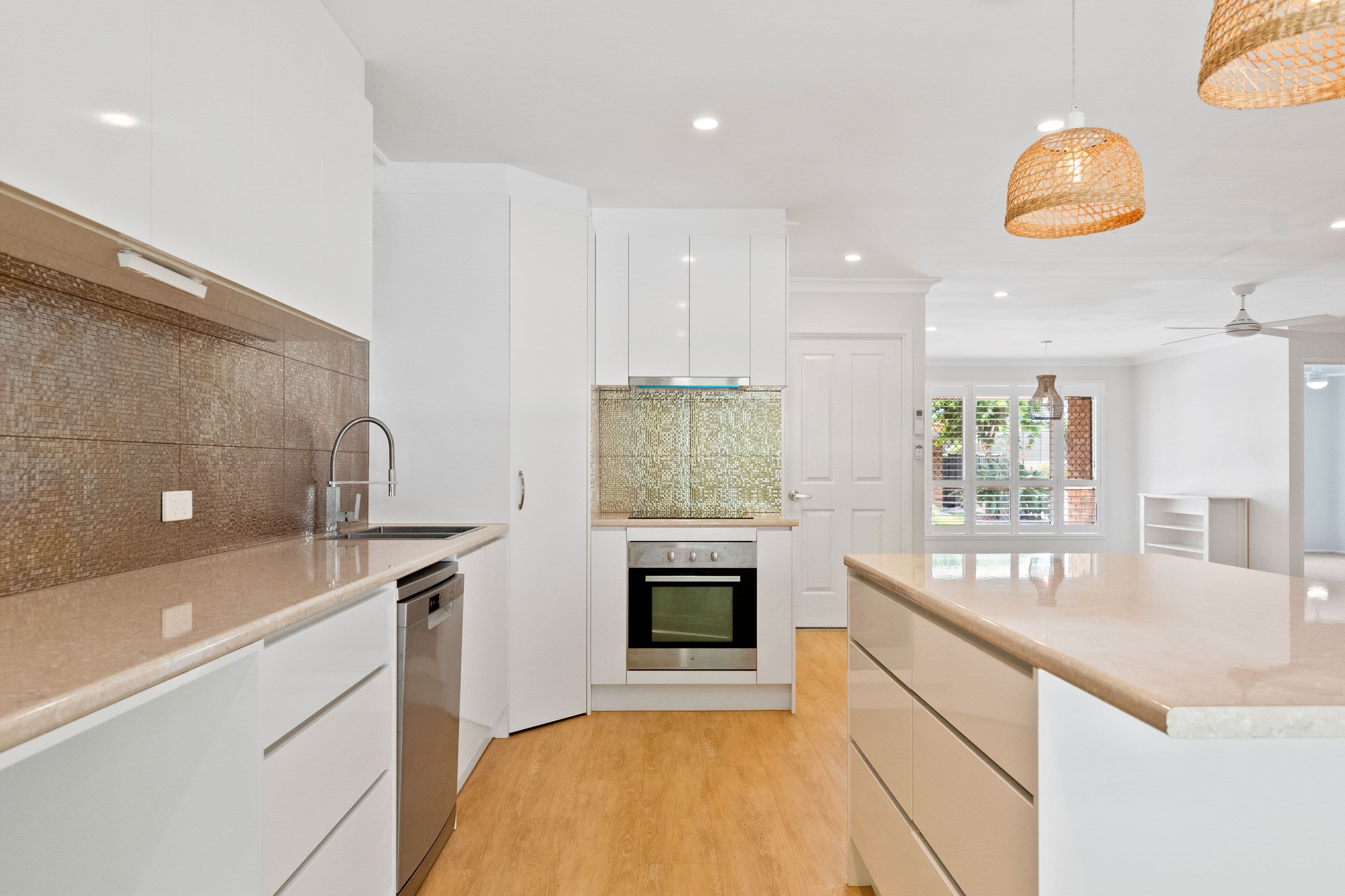 12 Satinwood Street, Noosaville QLD 4566, Noosaville - Thumbnail 7