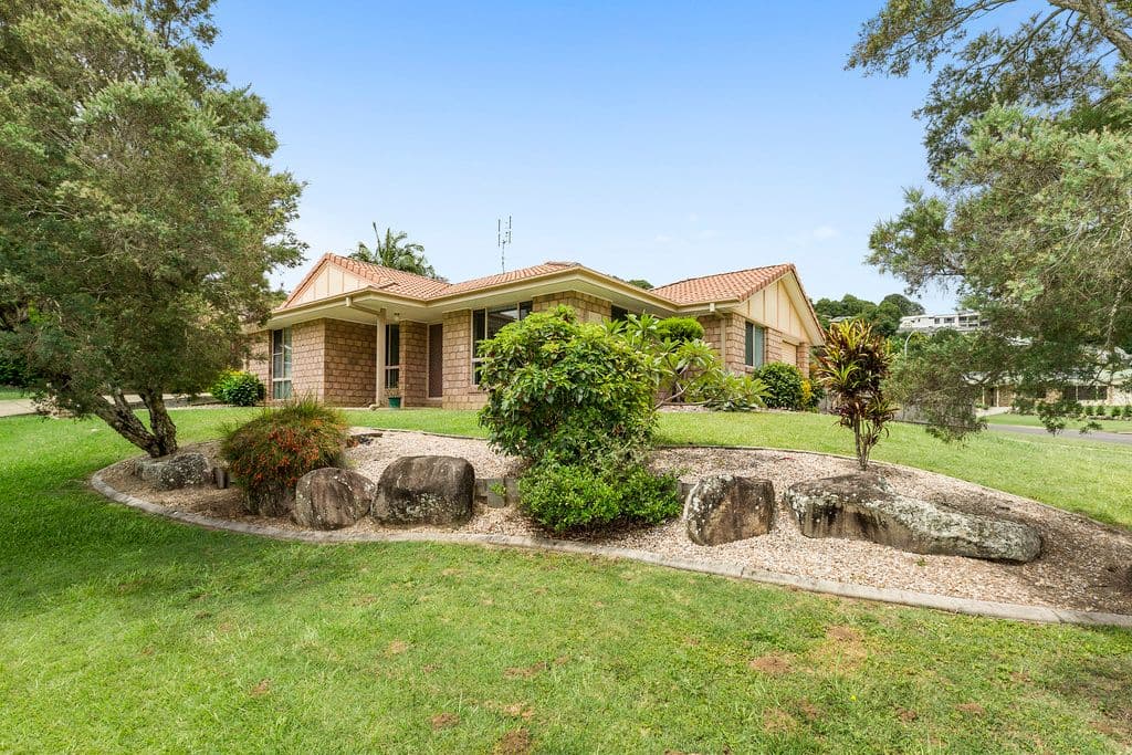 15 Kildare Drive, Banora Point - Thumbnail 2