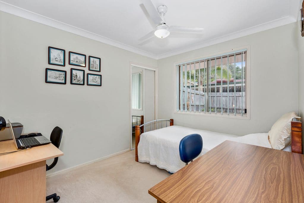 15 Kildare Drive, Banora Point - Thumbnail 8