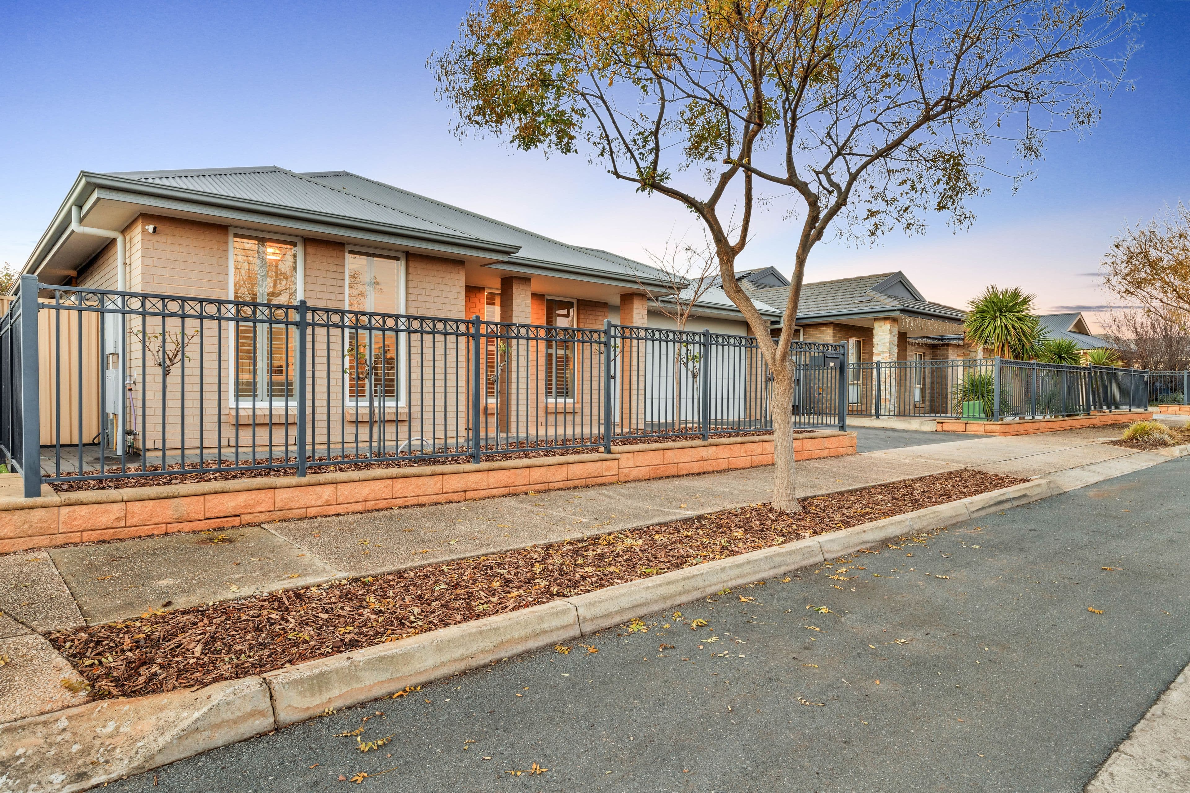 6 Belltrees Close, North Gosford, North Gosford - Thumbnail 3