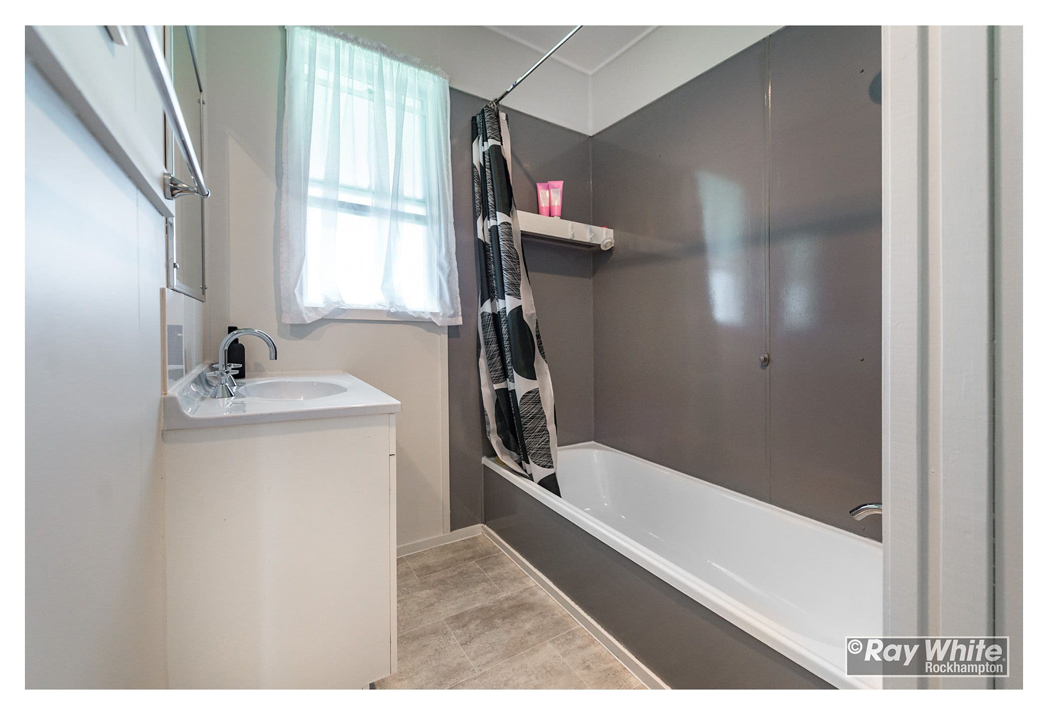 34 Oswald Street, Allenstown QLD 4700, Allenstown - Thumbnail 5